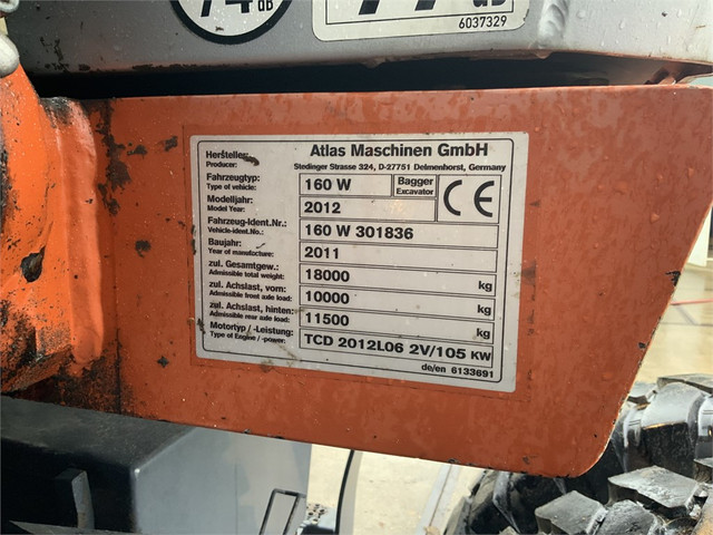 52564275-8.jpg