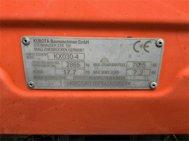 55354777-4.jpg
