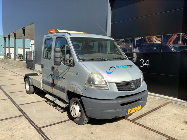 56946775-4.jpg